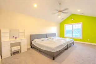 902 Hunting Hill Dr, Cumberland, RI 02864 - Photo 12