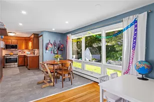 34 Clifden Ave, Cranston, RI 02905 - Photo 14
