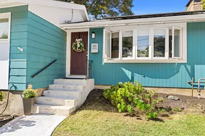 34 Clifden Avenue, Cranston, RI 02905 - Photo 4