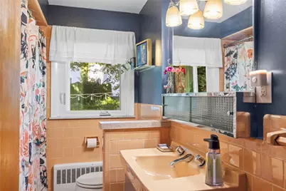 34 Clifden Avenue, Cranston, RI 02905 - Photo 24