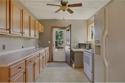 156 Stafford Road, Tiverton, RI 02878 - Photo 8