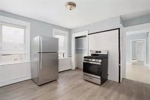 347 Douglas Ave, Providence, RI 02908 - Photo 18