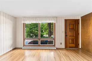 66 Wayne Dr, Cumberland, RI 02864 - Photo 6