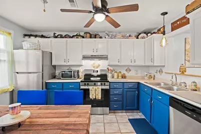 105 Scenic Drive, West Warwick, RI 02893 - Photo 2