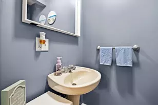 105 Scenic Dr, West Warwick, RI 02893 - Photo 16