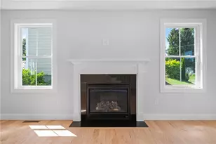 47 Dale St, Cumberland, RI 02864 - Photo 8