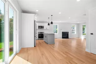 47 Dale St, Cumberland, RI 02864 - Photo 14