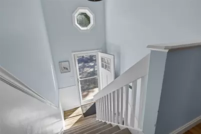 110 Winsor Avenue, North Kingstown, RI 02852 - Photo 6