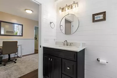 110 Winsor Avenue, North Kingstown, RI 02852 - Photo 38