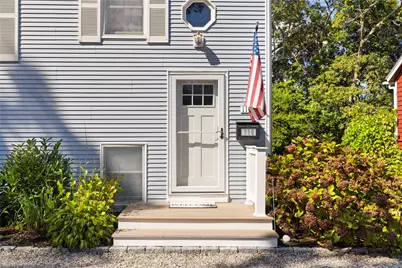 110 Winsor Avenue, North Kingstown, RI 02852 - Photo 2