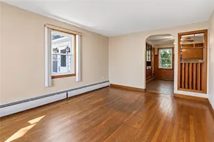 89 Marlow St, Cranston, RI 02920 - Photo 4