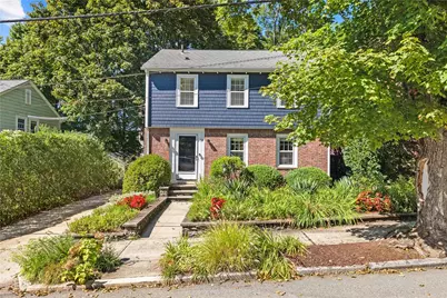 14 Creston Way, Providence, RI 02906 - Photo 1