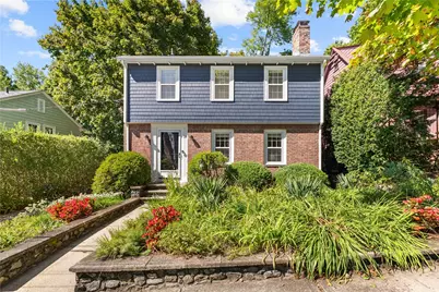 14 Creston Way, Providence, RI 02906 - Photo 2