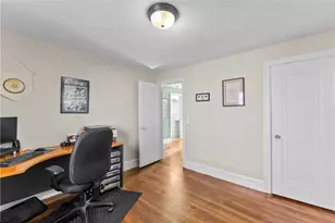 14 Creston Way, Providence, RI 02906 - Photo 26
