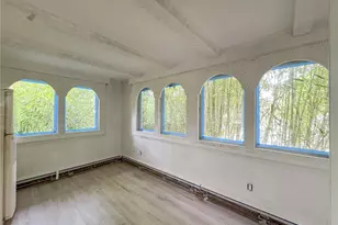 28 Hilltop Dr, Warwick, RI 02818 - Photo 12