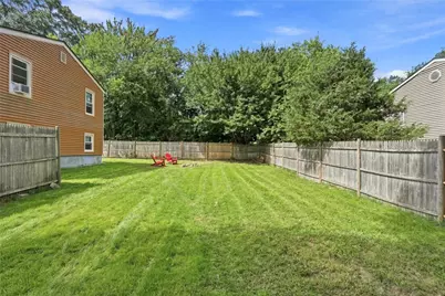 77 Kenneth Avenue, Warwick, RI 02889 - Photo 28