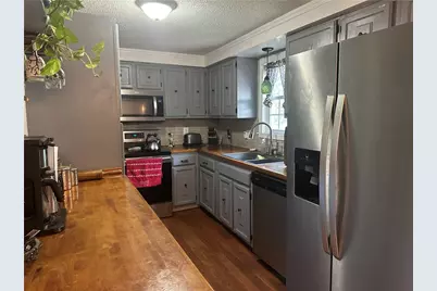 15 Riverview Drive, Richmond, RI 02894 - Photo 2