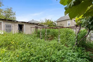 94 Perry St, Central Falls, RI 02863 - Photo 48