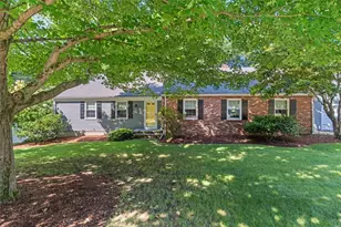 101 Newell Dr, Cumberland, RI 02864 - Photo 1