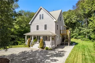 1370 Boston Neck Rd, Narragansett, RI 02874 - Photo 1