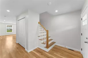 9 Kinsman St, Cumberland, RI 02864 - Photo 8