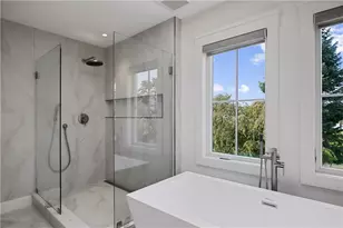 2040 E Main Rd, Portsmouth, RI 02871 - Photo 34