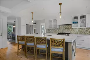 2040 E Main Rd, Portsmouth, RI 02871 - Photo 20