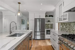 2040 E Main Rd, Portsmouth, RI 02871 - Photo 22