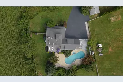 2040 East Main Road, Portsmouth, RI 02871 - Photo 2