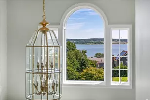 326 Windstone Dr, Portsmouth, RI 02871 - Photo 6