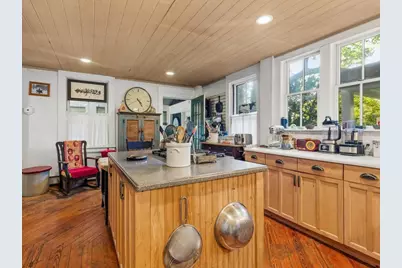 23 Union Street, Bristol, RI 02809 - Photo 8