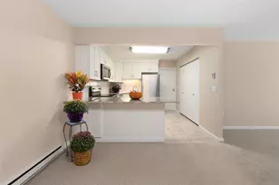 311 Chatham Cir, Warwick, RI 02886 - Photo 12