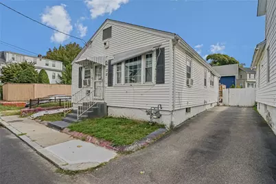 30 Touro Street, Providence, RI 02904 - Photo 2