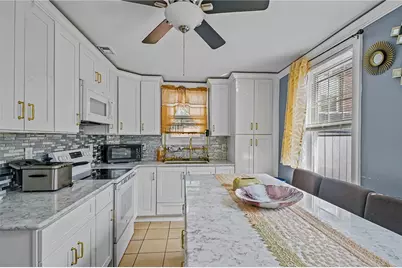 30 Touro Street, Providence, RI 02904 - Photo 6