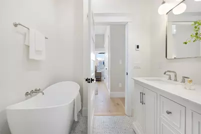 41 School Street #3, Newport, RI 02840 - Photo 20