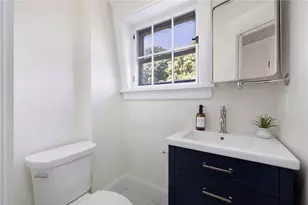 41 School St, Newport, RI 02840 - Photo 14