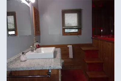 85 Homewood Avenue #2nd Flr, North Providence, RI 02911 - Photo 8