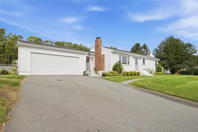 14 Valhalla Drive, Portsmouth, RI 02871 - Photo 2