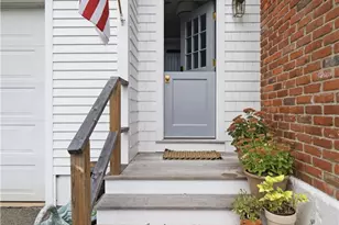14 Valhalla Dr, Portsmouth, RI 02871 - Photo 4