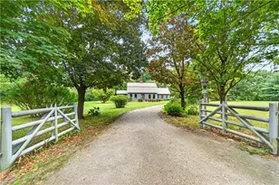 172 Old Plainfield Pike, Scituate, RI 02825 - Photo 2