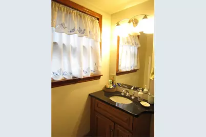 561 Hope Street #1, Providence, RI 02906 - Photo 16