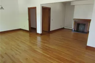 561 Hope St, Providence, RI 02906 - Photo 12
