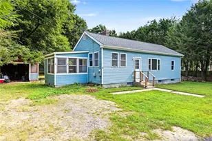 3 Champlin Dr, Hopkinton, RI 02804 - Photo 2