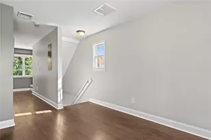 102 Dixon St, Providence, RI 02907 - Photo 6