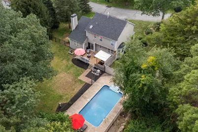 17 Watch Hill Way, South Kingstown, RI 02879 - Photo 2