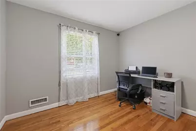 849 Roger Williams Avenue, East Providence, RI 02916 - Photo 20