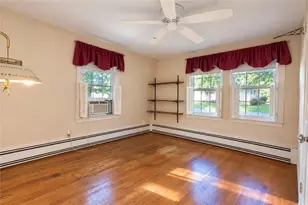 81 Park View Ave, Warwick, RI 02888 - Photo 20