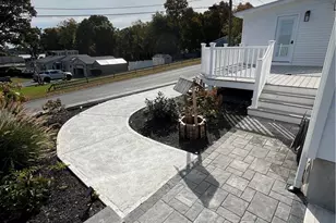 535 Hancock St, Tiverton, RI 02878 - Photo 2