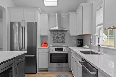 34 East Bowery Street, Newport, RI 02840 - Photo 8