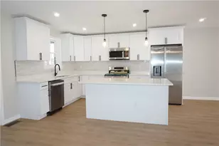 95 Sunset Ave, Providence, RI 02909 - Photo 10